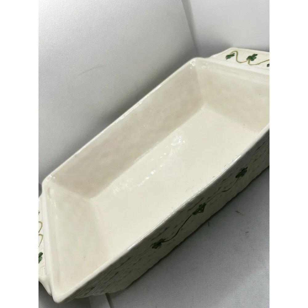 Belleek Everyday Shamrock 2 Qt Covered Casserole Handmade Ireland irish table